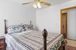 7018 W Brentwood Ave, Milwaukee, WI 53223 - Photo 9