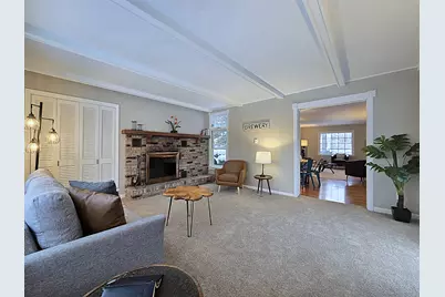 3656 S 46th Pl, Greenfield, WI 53220 - Photo 17