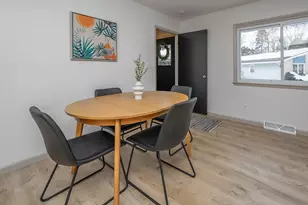 N84W18113 Imperial Ct, Menomonee Falls, WI 53051 - Photo 7