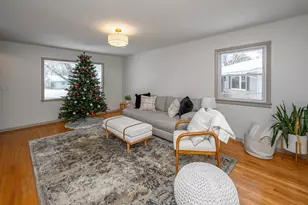 N84W18113 Imperial Ct, Menomonee Falls, WI 53051 - Photo 3