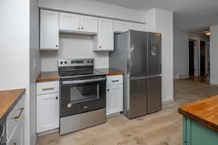 N84W18113 Imperial Ct, Menomonee Falls, WI 53051 - Photo 13