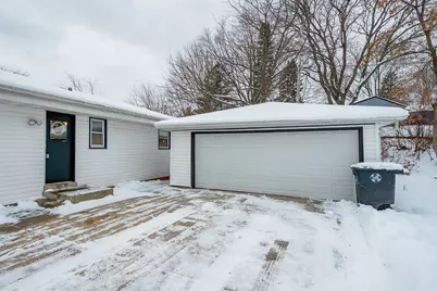 N84W18113  Imperial Ct, Menomonee Falls, WI 53051 - Photo 31