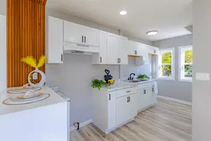 3230 N 12th St, Milwaukee, WI 53206 - Photo 11