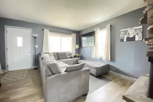 2719 Carpenter Ave, Racine, WI 53403 - Photo 3