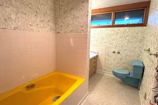 11901 Fox River Rd, Salem Lakes, WI 53192 - Photo 45