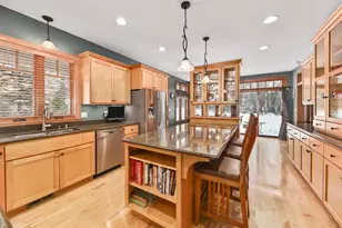 N54W16349 Westwind Dr, Menomonee Falls, WI 53051 - Photo 13