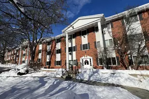 255 Elmwood Ave, Lake Geneva, WI 53147 - Photo 1