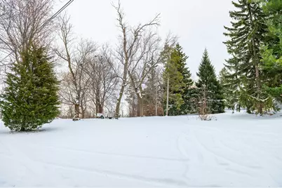 680  Brandt Ct, Pewaukee, WI 53072 - Photo 25