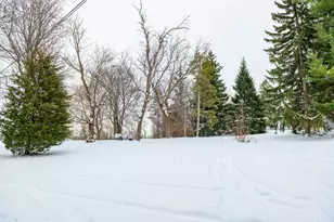 680 Brandt Ct, Pewaukee, WI 53072 - Photo 25