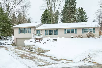 680  Brandt Ct, Pewaukee, WI 53072 - Photo 19