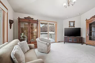 12353 W Waterford Ave, Greenfield, WI 53228 - Photo 5