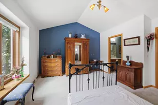 12353 W Waterford Ave, Greenfield, WI 53228 - Photo 15