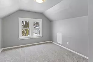 2415 N 53rd St, Milwaukee, WI 53210 - Photo 11