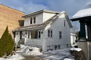 2013 Taylor Ave, Racine, WI 53403 - Photo 1