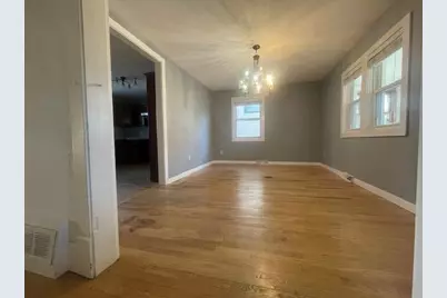 2013  Taylor Ave, Racine, WI 53403 - Photo 5