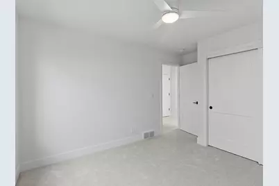 9405 S Cypress Pl, Oak Creek, WI 53154 - Photo 45