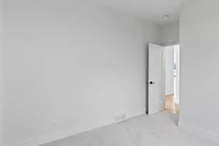 9405 S Cypress Pl, Oak Creek, WI 53154 - Photo 23