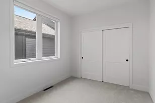 9405 S Cypress Pl, Oak Creek, WI 53154 - Photo 21