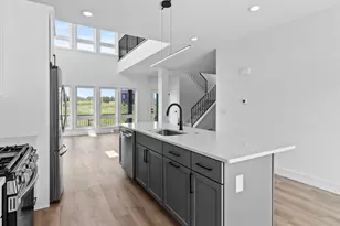 9405 S Cypress Pl, Oak Creek, WI 53154 - Photo 17