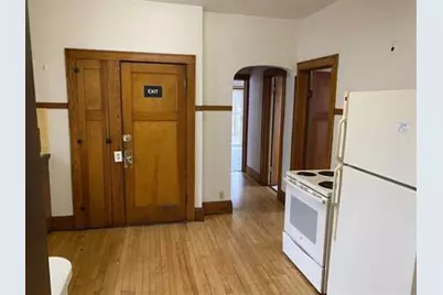 3369 N Bartlett Ave, Milwaukee, WI 53211 - Photo 13