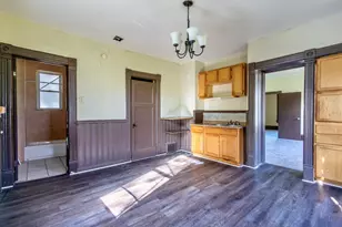 137 W Hadley St, Milwaukee, WI 53212 - Photo 7