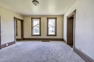 137 W Hadley St, Milwaukee, WI 53212 - Photo 11