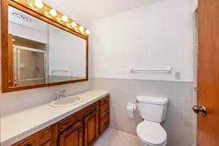 7234 N Green Bay Ave, Glendale, WI 53209 - Photo 15