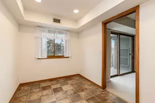 7234 N Green Bay Ave, Glendale, WI 53209 - Photo 9