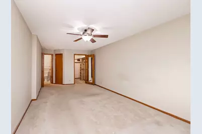 7234 N Green Bay Ave #212, Glendale, WI 53209 - Photo 13