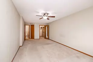 7234 N Green Bay Ave, Glendale, WI 53209 - Photo 13