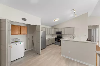 W1062  Marietta Ave #315, Ixonia, WI 53036 - Photo 11