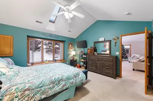 N160W18903 Oakland Dr, Jackson, WI 53037 - Photo 19