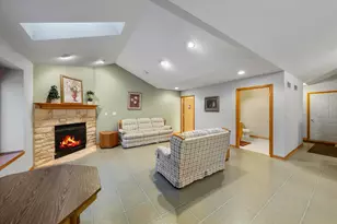 N160W18903 Oakland Dr, Jackson, WI 53037 - Photo 45