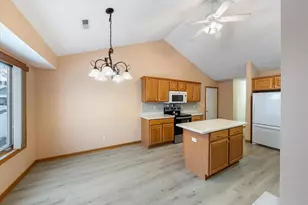 N160W18903 Oakland Dr, Jackson, WI 53037 - Photo 17