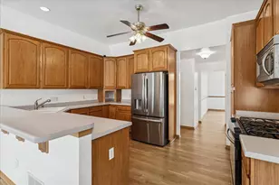 11571 41st Ave, Pleasant Prairie, WI 53158 - Photo 7