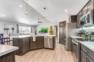 2007 Spakenburg Rd, Holmen, WI 54636 - Photo 13