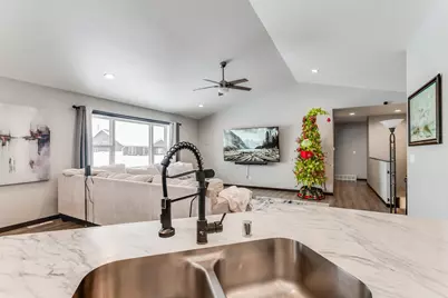 2007  Spakenburg Rd, Holmen, WI 54636 - Photo 17