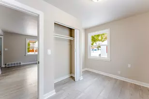 5106 W Stark St, Milwaukee, WI 53218 - Photo 7