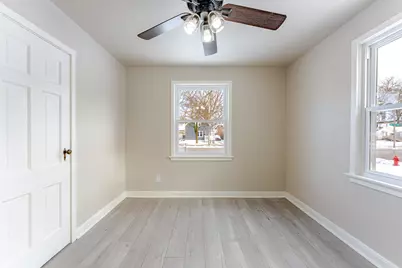 5106 W Stark St, Milwaukee, WI 53218 - Photo 11