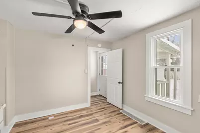 268  6th St, Fond du Lac, WI 54935 - Photo 3