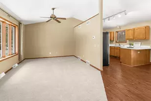 429 Meander Wood Rd, Oregon, WI 53575 - Photo 5