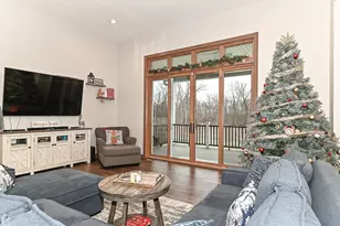 8388 Creek View Ln, Racine, WI 53406 - Photo 25