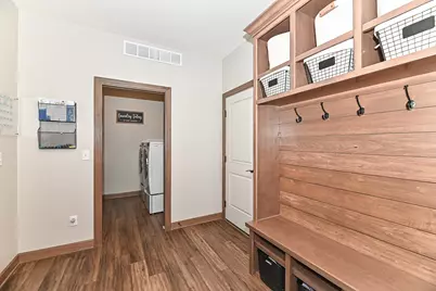 8388  Creek View Ln, Racine, WI 53406 - Photo 59