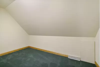 369  Schraufnagel Dr, Erin, WI 53029 - Photo 19