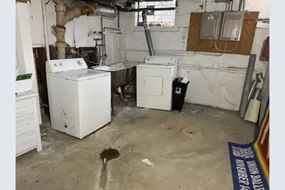 2734 N Murray Ave, Milwaukee, WI 53211 - Photo 23