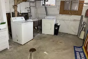 2734 N Murray Ave, Milwaukee, WI 53211 - Photo 23