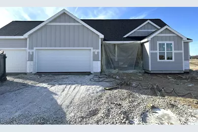 469  Limestone Ln, Slinger, WI 53086 - Photo 1