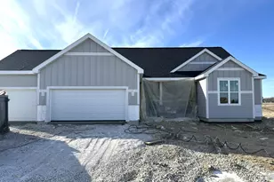 469 Limestone Ln, Slinger, WI 53086 - Photo 1