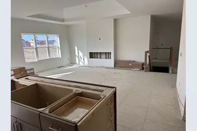 469  Limestone Ln, Slinger, WI 53086 - Photo 5