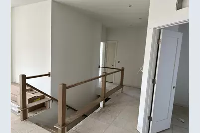 469  Limestone Ln, Slinger, WI 53086 - Photo 7